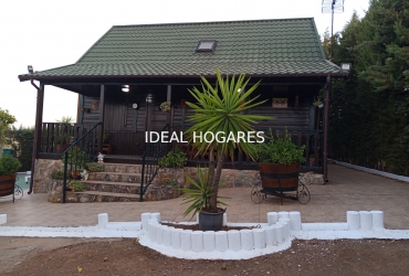 Vivienda-Casa-Campo rustico con casa de madera