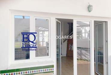 Vivienda-Casa Adosada-VENTA ADOSADO EN URBANIZACIÓN PRIVADA. B 22