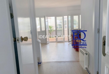 Vivienda-Casa Adosada-VENTA ADOSADO EN URBANIZACIÓN PRIVADA. B 28