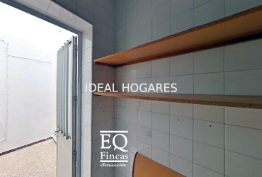 Vivienda-Casa-VENTA CASA PLANTA BAJA (LUX). HUELVA CEN 32