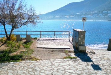 Vivienda-Casa-OBRA MAESTRA FRENTE AL MEDITERRÁNEO: UNA RESIDENCIA DE ENSUEÑO DONDE EL LUJO Y LA EXCLUSIVIDAD ALCANZAN SU MÁXIMA EXPRESIÓN