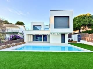 Vivienda-Casa-OBRA MAESTRA FRENTE AL MEDITERRÁNEO: UNA 5
