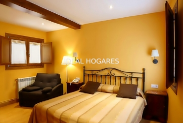 Negocio-Hotel-**HOTEL FOR SALE IN SANT HILARI SACALM ( 2