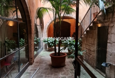 Local comercial-Local comercial-SE VENDE LOCAL-VIVIENDA EN EL BORN CON A 3