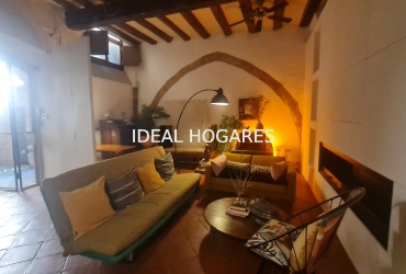 Local comercial-Local comercial-SE VENDE LOCAL-VIVIENDA EN EL BORN CON A 13