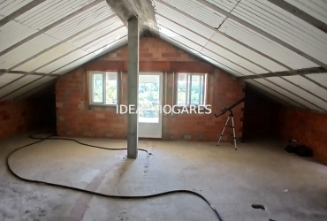 Vivienda-Casa-CHALET CON TERRENO Y GRAN POTENCIAL EN E 31