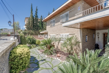 Vivienda-Casa-VILLA DE ESTILO INGLÉS EN TIANA, DONDE E 9