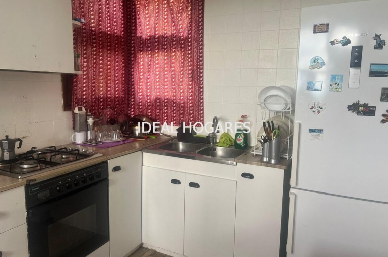 Vivienda-Apartamento-Bonita casa en urbanización de la Mirand 7