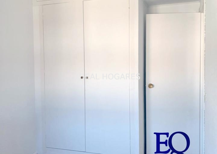 Vivienda-Casa Adosada-VENTA ADOSADO EN URBANIZACIÓN PRIVADA. B 3