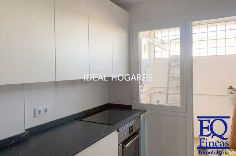 Vivienda-Casa Adosada-VENTA ADOSADO EN URBANIZACIÓN PRIVADA. B 10