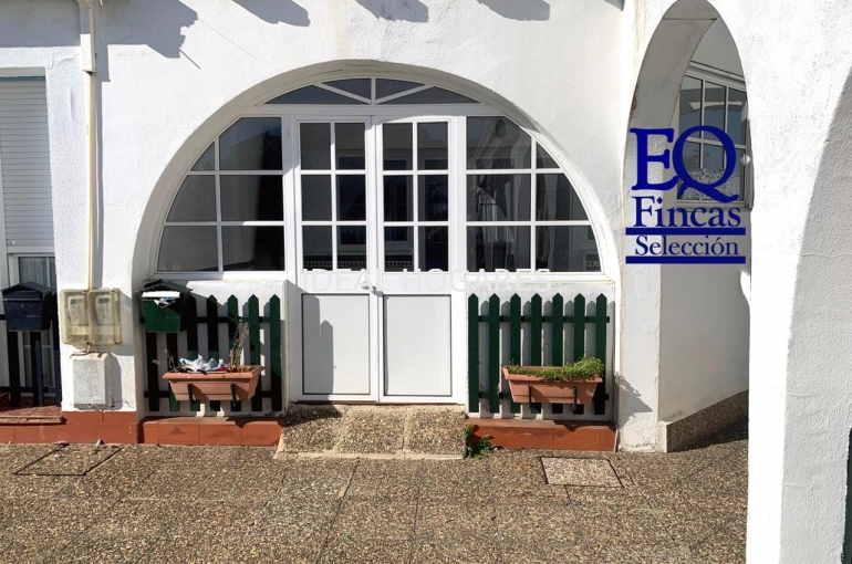 Vivienda-Casa Adosada-VENTA ADOSADO EN URBANIZACIÓN PRIVADA. B 1