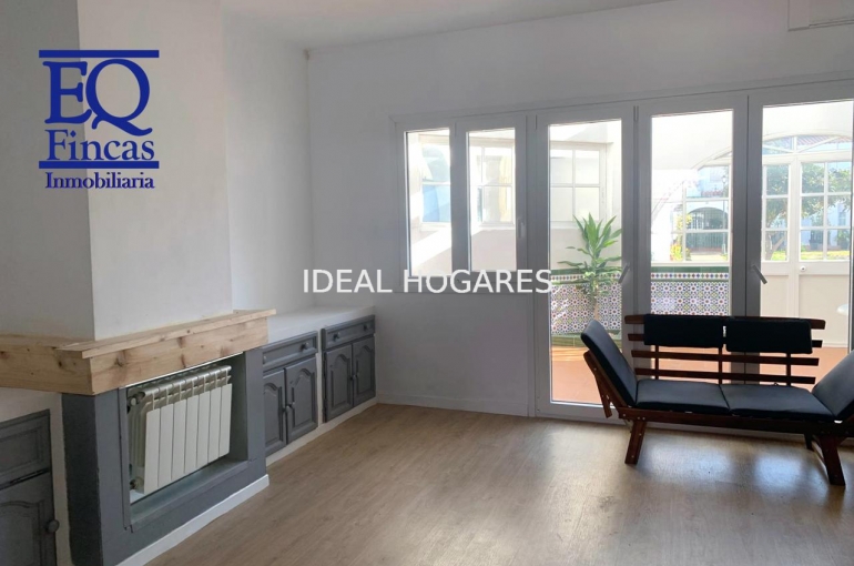 Vivienda-Casa Adosada-VENTA ADOSADO EN URBANIZACIÓN PRIVADA. B 26