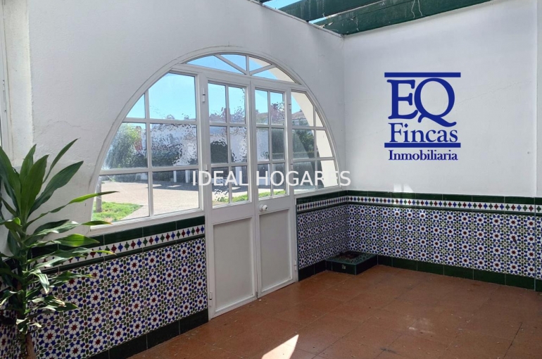 Vivienda-Casa Adosada-VENTA ADOSADO EN URBANIZACIÓN PRIVADA. B 8
