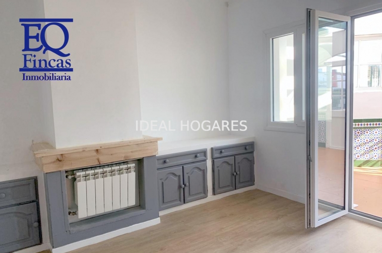 Vivienda-Casa Adosada-VENTA ADOSADO EN URBANIZACIÓN PRIVADA. B 33