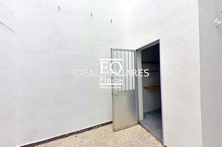 Vivienda-Casa-VENTA CASA PLANTA BAJA (LUX). HUELVA CEN 35