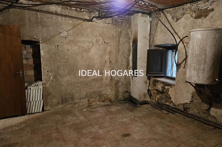 Vivienda-Casa Adosada-INVERSIÓN DE ALTO RENDIMIENTO EN EL CORA 17