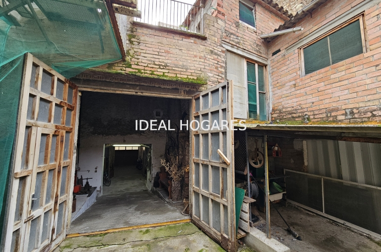 Vivienda-Casa Adosada-INVERSIÓN DE ALTO RENDIMIENTO EN EL CORA 47
