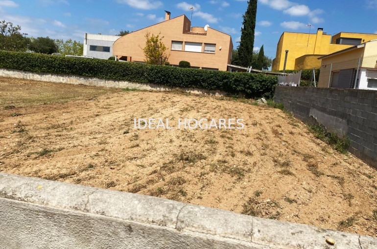 Terreno y solar-Terreno residencial-PARCELA URBANA SANTA MARGARITA DELS MONJ 2