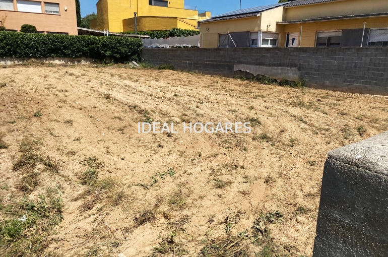 Terreno y solar-Terreno residencial-PARCELA URBANA SANTA MARGARITA DELS MONJ 5