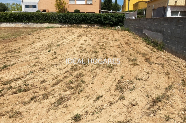 Terreno y solar-Terreno residencial-PARCELA URBANA SANTA MARGARITA DELS MONJ 6