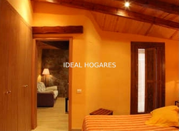 Negocio-Hotel-**HOTEL FOR SALE IN SANT HILARI SACALM ( 4