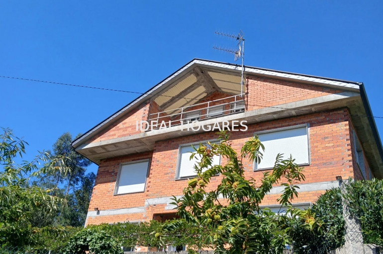 Vivienda-Casa-CHALET CON TERRENO Y GRAN POTENCIAL EN E 3